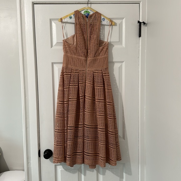 Ministry of Style Midi Dress - Picture 4 of 4